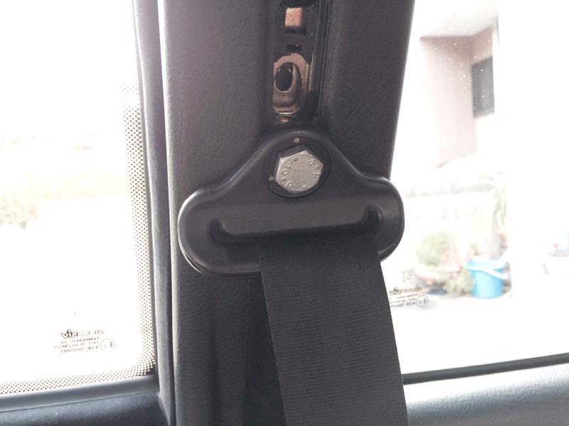 seatbelt2.jpg