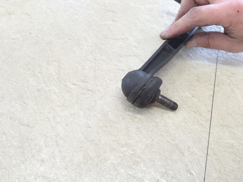 stabilizerlinkrod1.jpg