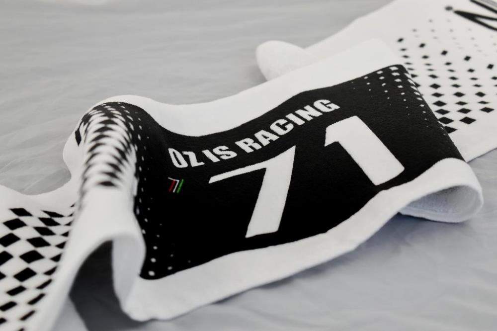 OZ_Towel_01-1024x682.jpg