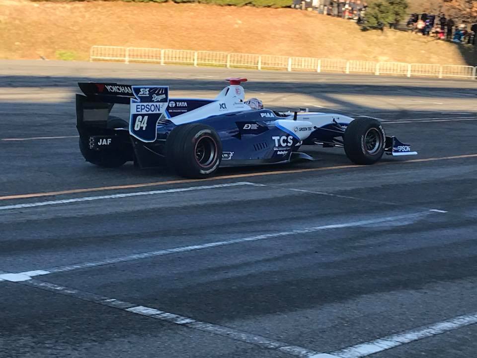 25395802_1714086351999606_2032939539803328975_n.jpg