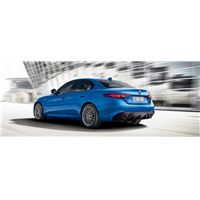 GIULIA_3GRADE_p42_HD.jpg