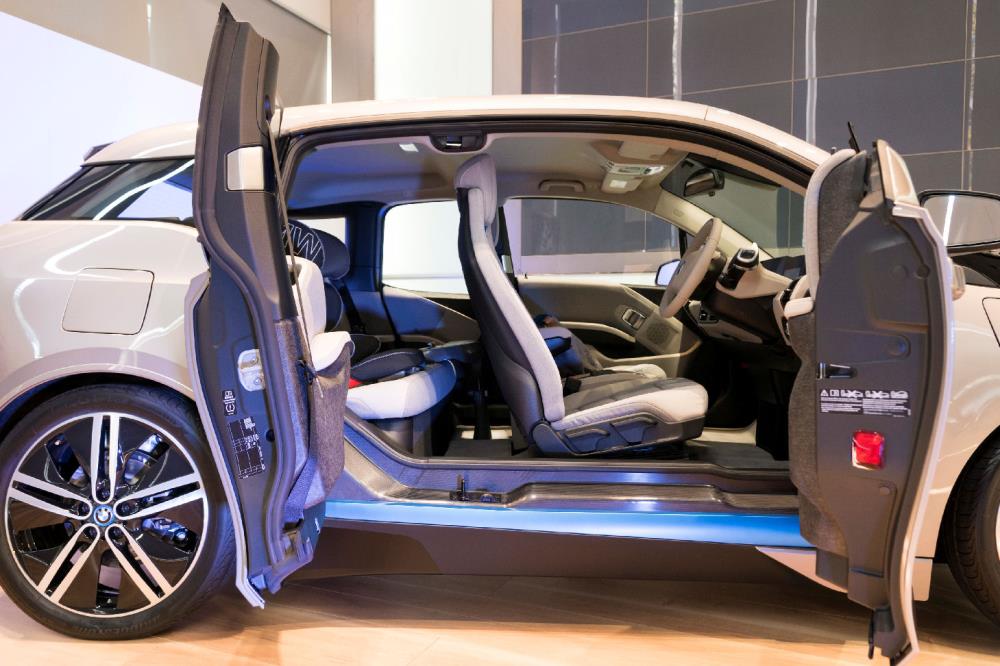 BMW-Ebizo-03.jpg