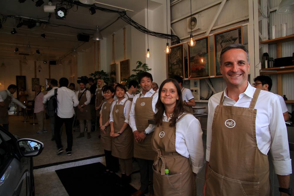 C3cafe25.jpg