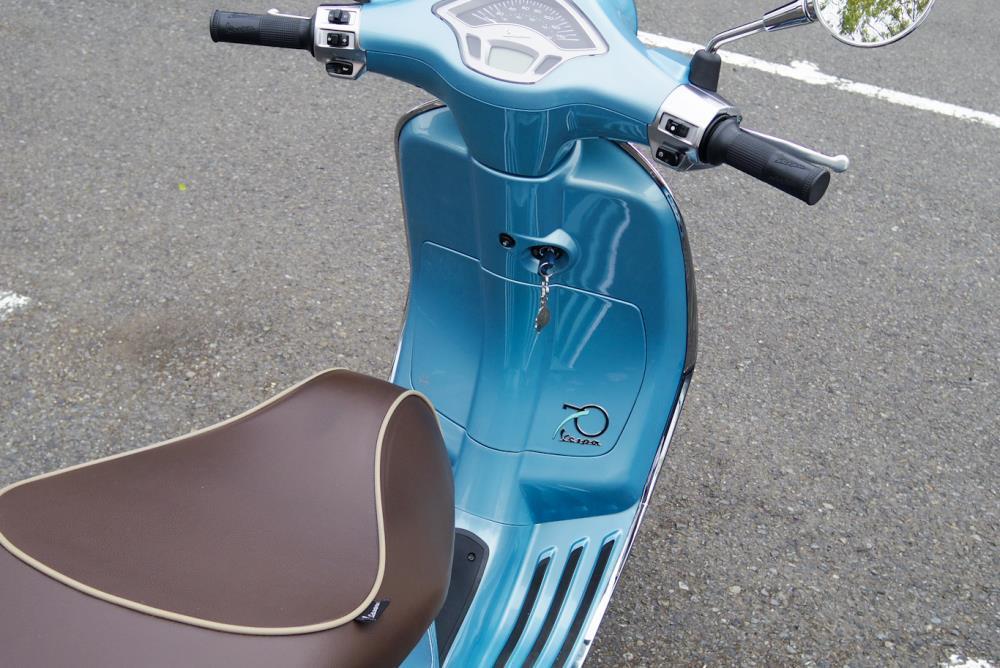 Vespa2103-03.jpg
