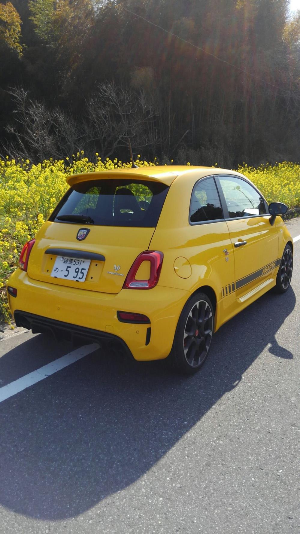 プロフィール3に写真を追加してください。