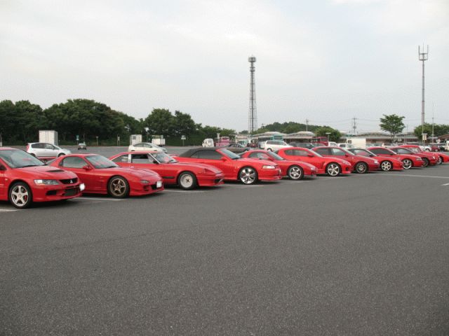 赤い車集合　きょんちゃん主役.jpg